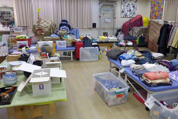 デイケアバザー